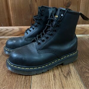 Dr. Martens Leather Steel Toe Lace-Up Boots Black Mens 7 Womens 8 combat punk